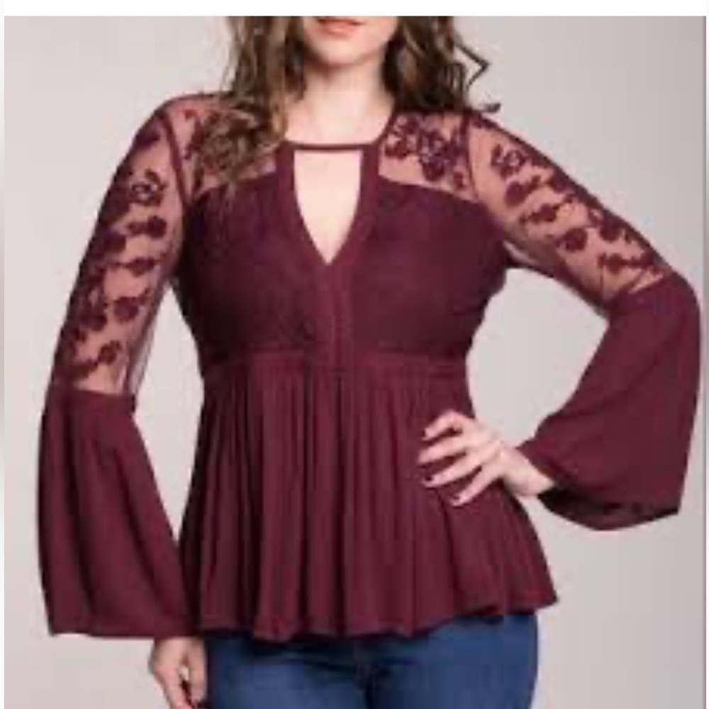 American Eagle lace boho style top size xsmall